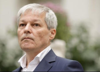 Dacian Cioloș despre negocierile PNL – PSD: ”Un spectacol ridicol și iresponsabil în timpul căruia ne-au murit tot atâția semeni ca într-un război”