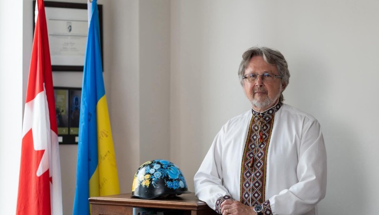 Senator canadian: Pacea durabilă în Ucraina poate fi obținută doar după ce Rusia e învinsă pe câmpul de luptă. O "pace mediată" cu Rusia nu va funcționa