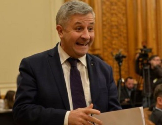 VIDEO Dezvăluiri despre felul în care se implică PSD în deciziile CCR și cine e personajul-cheie al acestei relații murdare pe care șefii din justiție nu se sinchisesc s-o demaște. Jurnalist: „Știe mereu ce se întâmplă mâine la CCR. Îmi imaginez râsul lui când vede discuția din spatiul public despre întâlnirea Simina Tănasescu - Ilie Bolojan”
