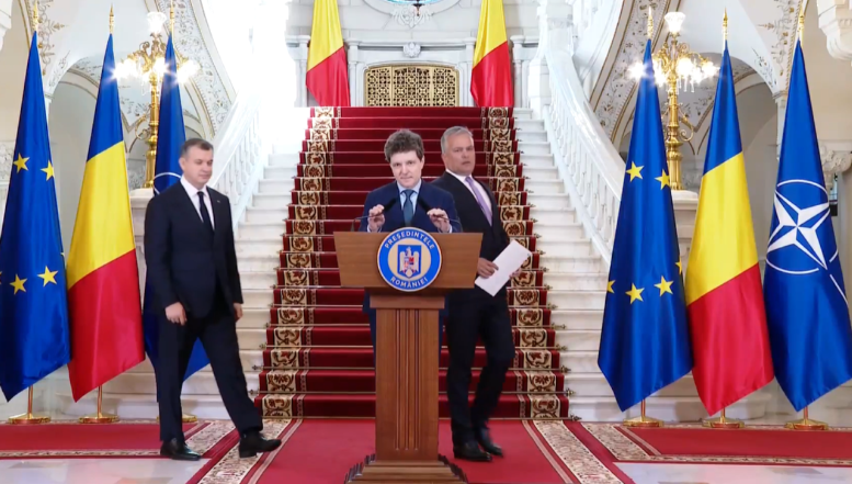 VIDEO Eugen Tomac și-a depus mandatul. Baronul USL de Brașov Adrian Veștea a fost desemnat de Nicușor Dan să formeze un nou guvern. Reacții critice furibunde din partea societății civile la adresa liderului de la Cotroceni. „Președintele a declarat război blocului PNL-USR. Nu cred că-l va câștiga. Criza politică se va adânci”