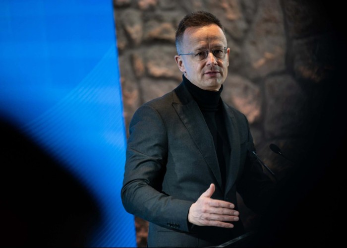 Dezvăluiri: Ministrul ungar de Externe, Péter Szijjártó, i-ar fi cerut omologului rus Serghei Lavrov să ajute partidul lui Fico să câștige alegerile din Slovacia