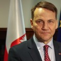 Șeful diplomației poloneze, celebrul Radosław Sikorski, este convins că victoria naționalistului Karol Nawrocki nu va slăbi lupta împotriva Rusiei. Ba chiar ar putea ajuta în relațiile cu SUA și Ungaria, atrăgându-le de partea Ucrainei
