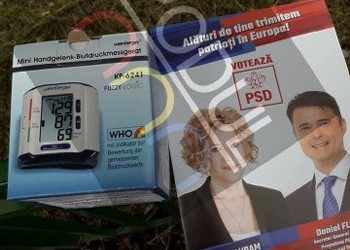 VIDEO EXCLUSIV O nouă culme a MITEI electorale: Agenții PSD împart TENSIOMETRE din portbagaj în Rahova și Ferentari 