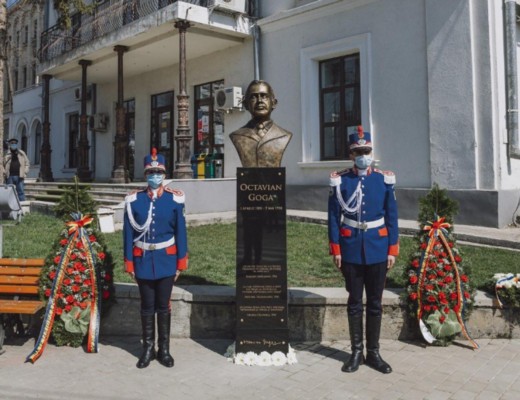 Adela Mîrza, președintele Partidului Alternativa Dreaptă: ”Legea Vexler e o mizerie! Putem admira personalități care în trecutul lor au avut simpatii antisemite (inclusiv marele Eminescu) dar care prin opera literară au lăsat o moștenire colosală. Și asta nu ne face antisemiți! Nicidecum!”