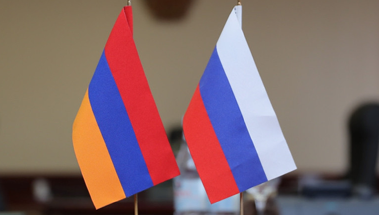 Armenia continuă să se îndepărteze de Rusia, anunțând, în pofida substanțialelor profituri obținute până în prezent, că băncile armene NU vor mai folosi cardurile ruse Mir