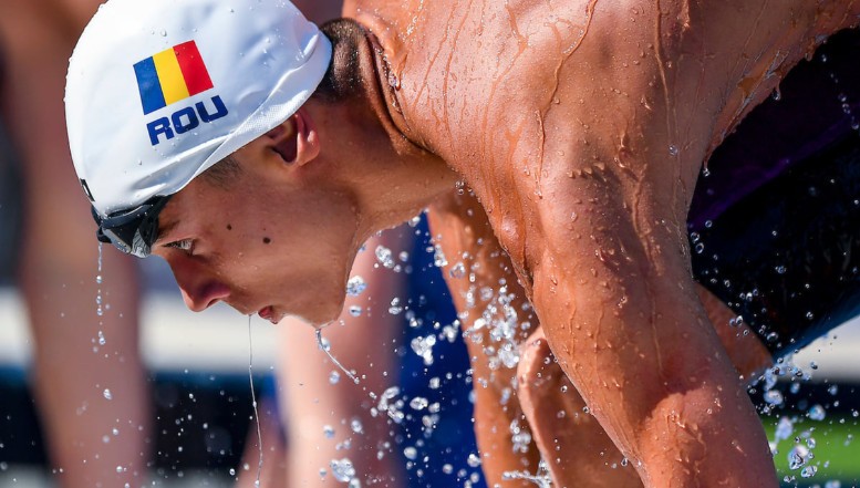 VIDEO. „Băiatul care înoată repede” și rezultatele sale istorice. David Popovici: „Oamenii de acasă au crezut în mine! Medalia este pentru ei!” / Swimming World Magazine: „Este un talent rar, la fel ca Ian Thorpe sau Michael Phelps”