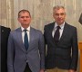 VIDEO Petrișor Peiu, criză de nervi în direct la B1 TV, după o referire la conexiunile deputatului AUR Valeriu Munteanu cu oligarhul Plahotniuc. Moderatoarea a strigat „Doamne ferește” când liderul senatorilor AUR țipa încontinuu la interlocutor, afirmând că și acesta ar avea legături cu „Hitler și Horthy”