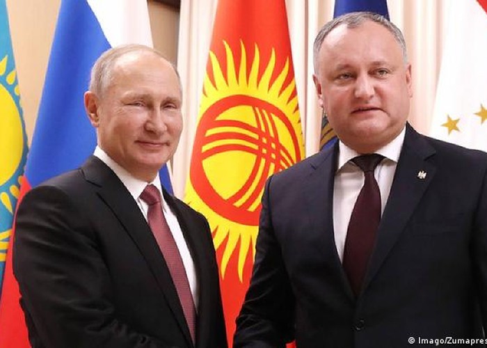 Incorigibilul Igor Dodon, laude grețoase pentru criminalul Putin cu prilejul zilei de naștere. Dodon trebuie băgat la Penitenciarul 13, întrucât arestul la domiciliu e o măsură mult prea blândă pentru un șef de grupare criminală organizată