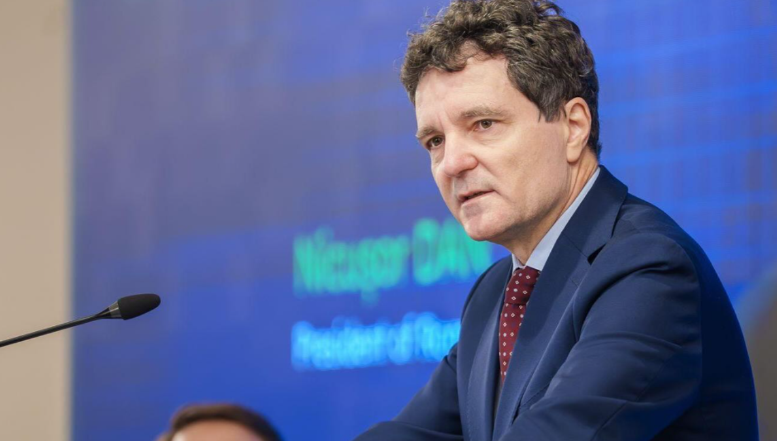 VIDEO. Alegeri București. Nicușor Dan despre persoana pe care a votat-o pentru funcția de primar general: „Am votat pentru cineva de care să fiu sigur că nu se apropie de zona de corupţie şi de mafie imobiliară” / El a admis că, în ce privește alegerile pentru PMB, „de mult nu am mai votat pentru altcineva în afară de mine”