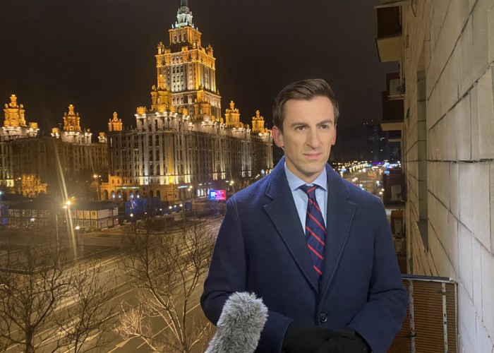VIDEO. „Arma” care îngenunchează Rusia. Corespondentul NBC News la Moscova relatează despre panica produsă de scoaterea Rusiei din SWIFT. La hotel i s-a cerut să-și achite cazarea în avans / „Vestea a produs o undă de șoc” / „Rubla se va prăbuși”
