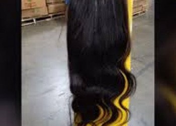 Abominabilul comerț al Chinei comuniste: 13 tone de peruci din părul femeilor închise în lagărele de ”reeducare” au fost reținute de Serviciul vamal al SUA