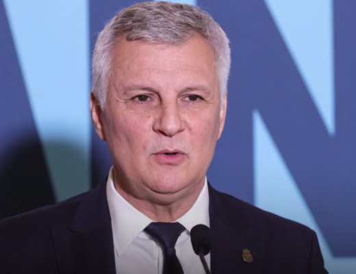 Liderul senatorilor PSD, Daniel Zamfir, panicat pe perspectiva anticipatelor: „Chiar nu suntem conștienți?! Facem alegeri anticipate, ca să avem un premier AUR?!” / Acum două luni, același Zamfir era printre cei mai vocali susținători ai alianței PSD-AUR pentru demiterea guvernului de coaliție