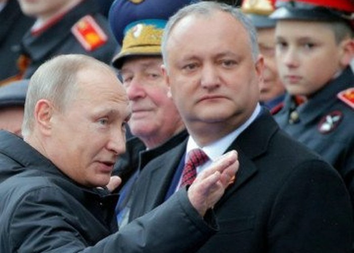 Rusofilii lui Dodon vor să închidă PRO TV Chișinău! Premierul Chicu amenință și insultă: ”Veți pierde afacerea, sunteți maneliști!” Basarabia, paradisul celei mai purulente și mai cocălărești propagande rusești 