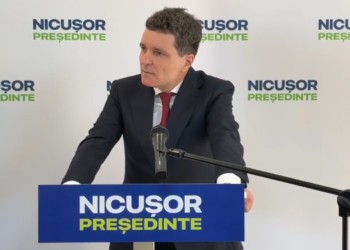 Nicușor Dan aplică "rețeta Florin Iordache" pentru a se eschiva de întrebările jurnaliștilor. "Mâine, mâine, mâine, mâine", răspunde, în mod repetat, atunci când i se cere, într-o conferință de presă, să clarifice relația pe care o are cu pro-rusul Matei Păun