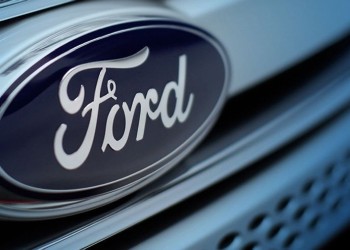 Ford înregistrează pierderi masive în urma investiției în autovehiculele electrice: "Pur și simplu 90% din lanțul de aprovizionare cu baterii nu există"