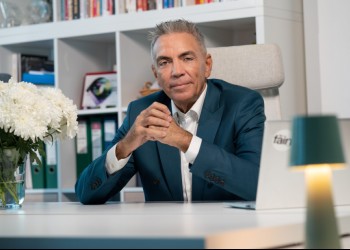 Coaliția fragilității. Un controversat senator PSD anunță „capăt de drum” pentru unul din vicepremierii lui Ilie Bolojan, implicat într-un dosar de corupție, dar mai degrabă ca parte vătămată. Vicepremierul Anastasiu a recunoscut că i-a plătit unei inspectoare ANAF un fel de „taxă de protecție”