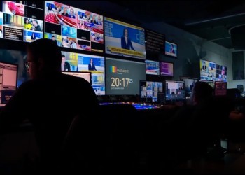 Uniunea Europeană spulberă aranjamentele subterane prin care PSD și AUR virează sume uriașe în conturile televiziunilor Realitatea și Antena 3. Regulamentul 900/2024! / „De ce procurorii din România au închis mereu ochii” la ilegalitățile comise de partide?