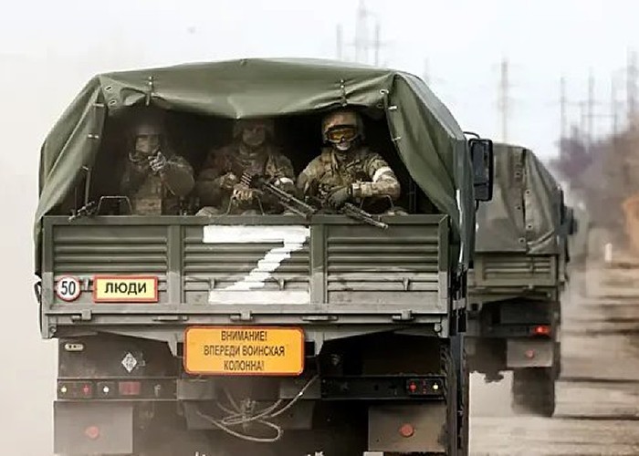 Forțele ruse sunt convinse că pe front nu se află Armata Ucrainei, ci militari polonezi și alte trupe NATO. Ba chiar sunt dezamăgiți că „frații” ucraineni nu ajută la alungarea naziștilor din Kiev