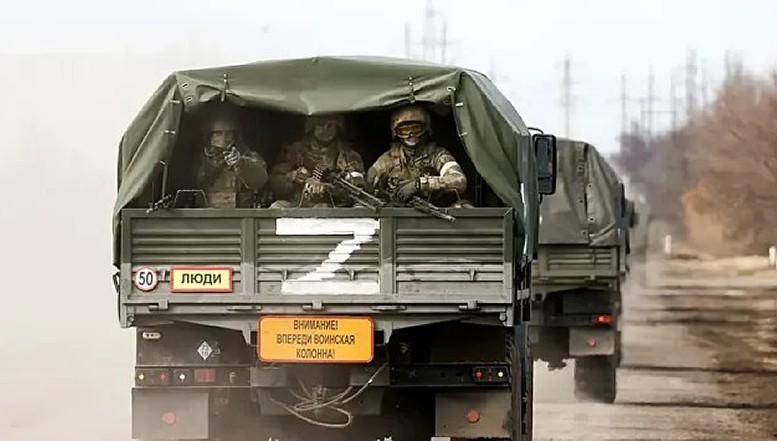 Forțele ruse sunt convinse că pe front nu se află Armata Ucrainei, ci militari polonezi și alte trupe NATO. Ba chiar sunt dezamăgiți că „frații” ucraineni nu ajută la alungarea naziștilor din Kiev
