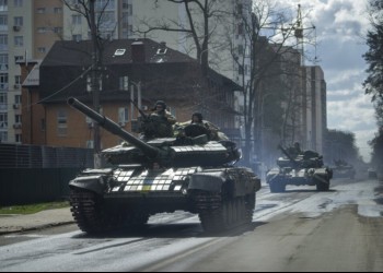 VIDEO. Polonia trimite zeci de tancuri în Ucraina și alte echipamente militare în valoare de 1,5 miliarde de euro. SUA și alte 40 de țări se reunesc în Germania pentru a analiza cum poate fi ajutat Kievul mai bine pentru a câștiga în fața Rusiei