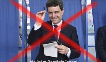 Parlamentarii ex-SOS și ex-POT, controlați din umbră de Victor Ponta, și trompetele PSD-AUR își unesc forțele împotriva președintelui Nicușor Dan, cerând public suspendarea acestuia pe motiv că „atacă” justiția capturată. Printre inițiatori și o fostă colegă de pușcărie a Elenei Udrea, ajunsă pensionară specială