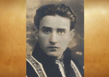 FOTO INEDITE: diploma de bacalaureat a lui Valeriu Gafencu, semnătura lui olografă și fotografia realizată la finalul liceului au fost descoperite de Liga Studenților (LS Iași). Pe urmele Sfântului Închisorilor