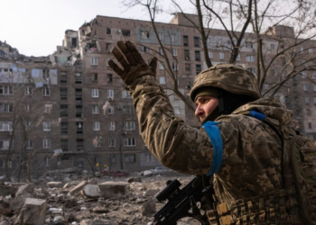 Forțele ucrainene ar putea elibera Mariupolul dacă ar primi mai multe arme / General american: „Ar fi o șansă uriașă pentru Ucraina să lovească decisiv trupele inamice” / Rusia a început să cumpere armament din Iran, de pe piața neagră