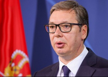 Protectorul fugarului putinist Sebastian Ghiță afirmă că ar putea demisiona curând din funcția de președinte al Serbiei. Aleksandar Vučić are însă o strategie mai complexă prin care încearcă să-i păcălească pe protestatari