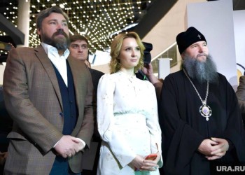 Cum arată o nuntă „ultraortodoxă” la Kremlin. „Sfânta” lui Putin, acuzată de crime de război în Ucraina, și-a părăsit familia tradițională cu zece copii, pentru a se mărita cu „oligarhul lui Dumnezeu”