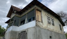 FOTO: SOS Nucșoara. Salvați casa eroinei Elisabeta Rizea și ajutați la transformarea acesteia în Memorial al Rezistenței Anticomuniste! Cine uită nu merită!