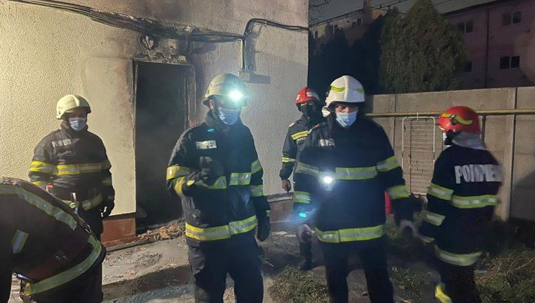 News Alert! VIDEO. INCENDIU la un spital COVID din Prahova! Sunt două victime care au fost găsite carbonizate de către echipajele de intervenție!