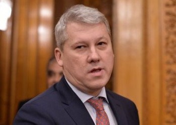 Dubioasele declarații ale ministrului Cătălin Predoiu. Sebastian Lăzăroiu: Vrea PNL un troc cu PSD pentru menținerea SS? Asumarea răspunderii în Parlament, unica soluție