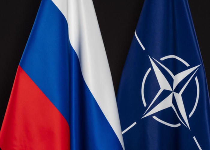 Șeful serviciilor de informații germane afirmă că Rusia intenționează să trimită "omuleții verzi" în Estonia, pentru a testa NATO