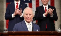 VIDEO Cinci aspecte esențiale ale discursului istoric al Regelui Charles în Congresul american. Monarhul britanic a reamintit SUA contribuția europenilor după atentatele din 11 septembrie, a evidențiat măreția SUA și importanța NATO, a criticat voalat excesele de putere ale lui Donald Trump și a evitat delicatul subiect Epstein