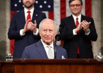 VIDEO Cinci aspecte esențiale ale discursului istoric al Regelui Charles în Congresul american. Monarhul britanic a reamintit SUA contribuția europenilor după atentatele din 11 septembrie, a evidențiat măreția SUA și importanța NATO, a criticat voalat excesele de putere ale lui Donald Trump și a evitat delicatul subiect Epstein