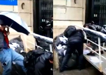 VIDEO Protestatarele PSD Codruța Cerva și Oana Lovin au agresat fizic un susținător de-al lui Vlad Voiculescu. Jandarmii au asistat la întreaga scenă fără să intervină prompt