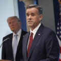 Și totuși de ce a mers directorul CIA într-o vizită secretă la Moscova despre care a aflat toată lumea? Donald Trump susține că deplasarea în Rusia nu are legătură cu lucrurile vehiculate în presă: Iranul sau un potențial atac rusesc împotriva unei țări NATO