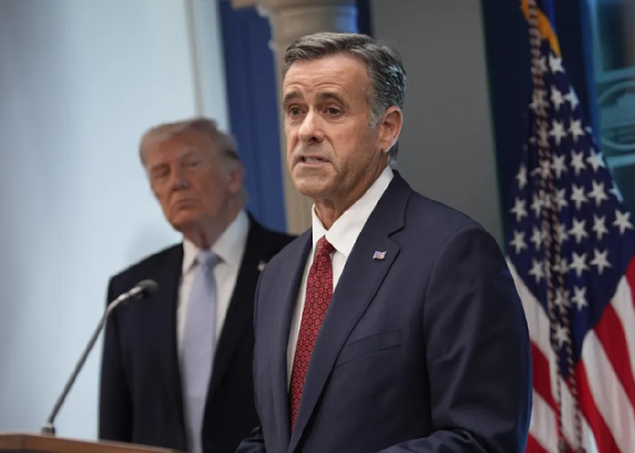 Și totuși de ce a mers directorul CIA într-o vizită secretă la Moscova despre care a aflat toată lumea? Donald Trump susține că deplasarea în Rusia nu are legătură cu lucrurile vehiculate în presă: Iranul sau un potențial atac rusesc împotriva unei țări NATO