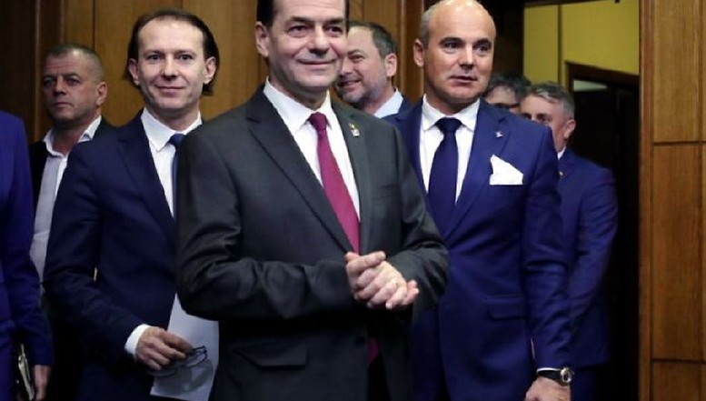 SURSE. Florin Cîțu refuză să cedeze în fața lui Ludovic Orban care aruncă pisica în curtea USR PLUS. Liderul PNL susține că USR PLUS i-ar fi sugerat să redevină premier