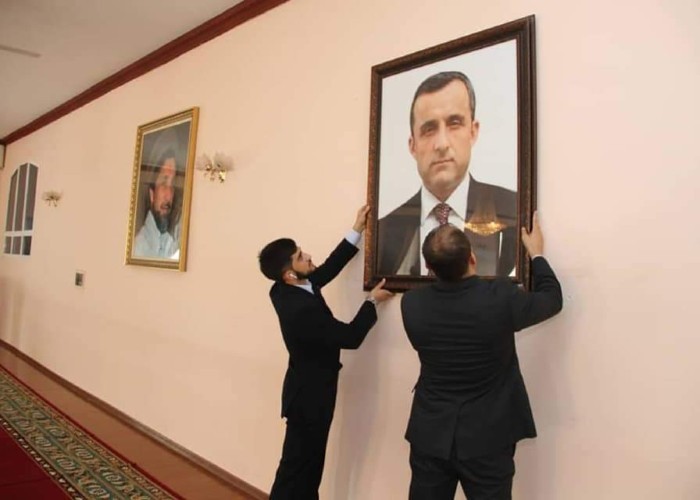 Vicepreședintele Afganistanului Amrullah Saleh relatează din Panjshir despre ororile comise de talibani în timpul operațiunilor armate din regiune. ”Răpesc copii și bătrâni și îi folosesc drept scuturi umane” / „Mii de femei au fugit în munți”