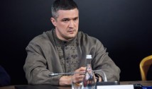 VIDEO Conflictul dintre Mihailo Fedorov și Volodimir Zelenski se amplifică. Tânărul politician cere public organizarea de alegeri în Ucraina, argumentând că Putin&Rusia nu pot decide când să voteze ucrainenii. Apelul lui a produs o undă de șoc la Kiev