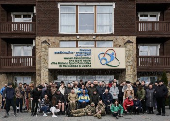 În așteptarea tehnologiei salvatoare. Reabilitarea în Ucraina a persoanelor cu deficiențe de vedere / pierderea completă a vederii. Activitatea multidimensională a organizației caritabile "Let’s See the Victory" (Anna Neplii)