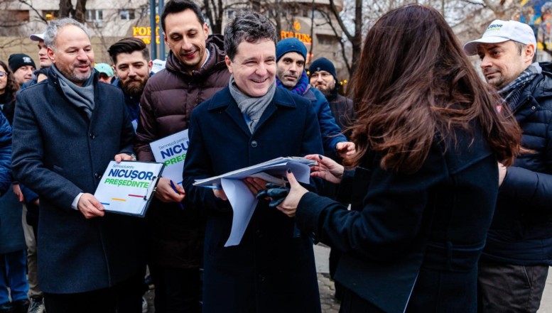 VIDEO. Istoricul Dorin Dobrincu despre „manipularea politică de manual” executată prin presă și on-line contra Elenei Lasconi de susținătorii lui Nicușor Dan, deghizați în „comentatori obiectivi” și useriști indignați / Revoltații au atacat-o sub pretextul asemuirii primarului general cu „Mesia Georgescu”