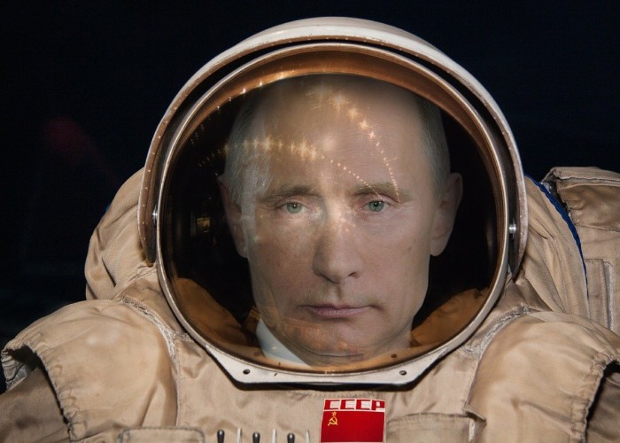 Peripeții comuniste în cosmos: resturile unui vechi satelit sovietic au fost cât pe ce să strivească un satelit chinez aflat pe orbita Pământului