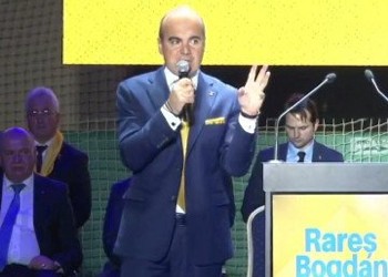 VIDEO Rareș Bogdan, la Piatra Neamț: "Să vă fie frică PSD-iștilor, Moldova se ridică! Poporul român e marele câștigător al zilei de astăzi!"
