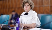 Vicepremierul Oana Gheorghiu, atac devastator la Sorin Grindeanu și formațiunea acestuia: PSD susține că este în opoziție, dar membrii săi ocupă sute de posturi de conducere în administrația centrală, generos remunerate
