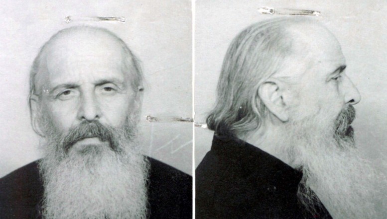 17 noiembrie 1962, penitenciarul Aiud. Cum a fost asasinat părintele Daniil (Sandu Tudor) de la Rarău, unul dintre pilonii spirituali ai ”Rugului Aprins”. Torționarii i-au scos dinții de viu, l-au călcat în picioare și i-au înfipt un par în cap. Mărturiile părintelui Ioan Iovan