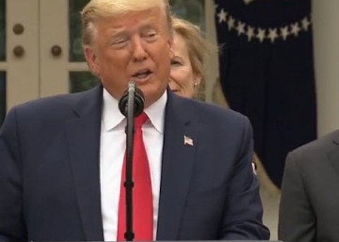 Donald Trump a declarat starea de urgență pentru a combate epidemia de coronavirus. Ce presupune măsura luată de președintele SUA