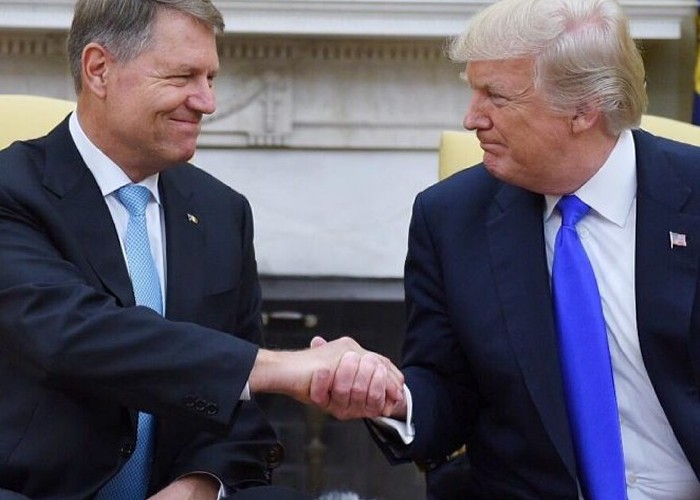 Opinie contra urii mainstream: „Românii nu prea au de ce să se plângă de administraţia Trump. Poate pesediştii, pe care ambasadorul SUA i-a numit tâlhari”