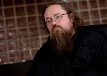 DEZVĂLUIRILE lui Andrei Kuraev: 50 de episcopi ai Bisericii Ruse sunt homosexuali / În interior există un puternic lobby pro-gay în sutane / Încă din anii ‘60, una dintre cele mai directe căi de ”carieră” la vârful Bisericii Ruse presupune ”concesii” homosexuale